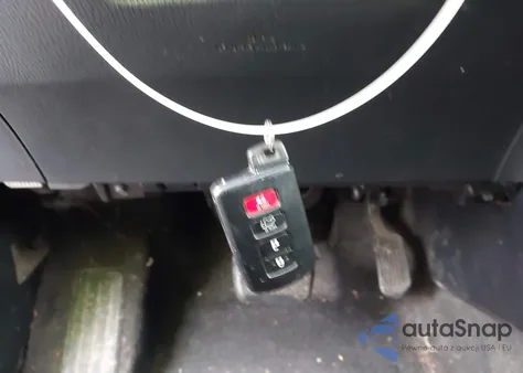 2016 Toyota Rav4 Hybrid Xle z USA, uszkodzony, nr VIN JTMRJREV1GD038370